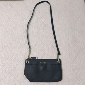 Calvin Klein Saffiano envelope crossbody bag in black